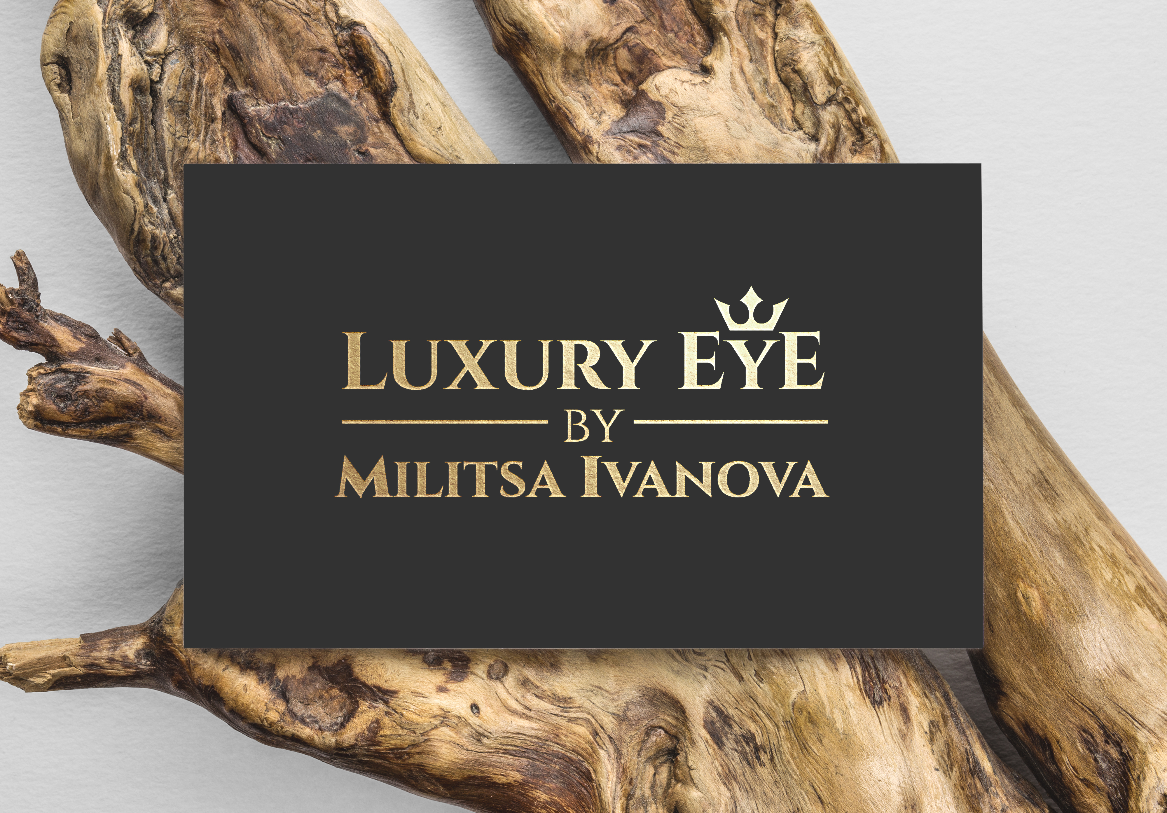 лого за Luxury Eye